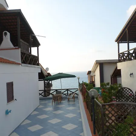 Casa Marina Feriehus